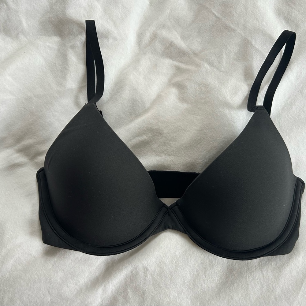 SKIMS 32D Black Women's Bra